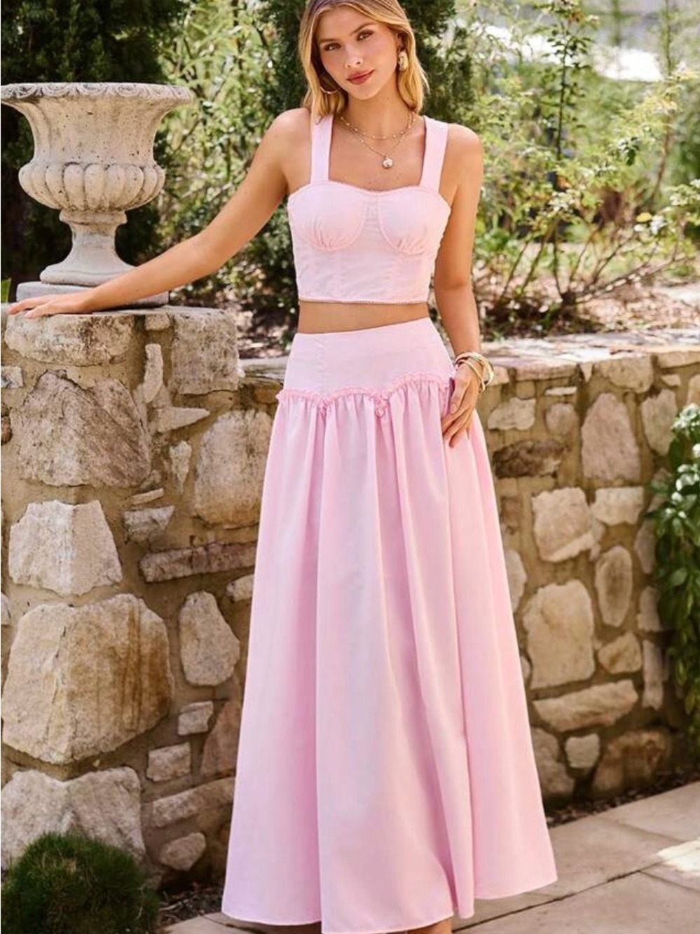 2 Pièces Set,  
Pink High-Waist Maxi Skirt - Feminine Summer Style